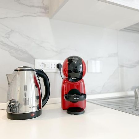 Elegant Apartment - Wifi - Smart Tv - Netflix Генуа Екстериор снимка